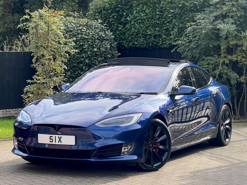 TESLA MODEL S
