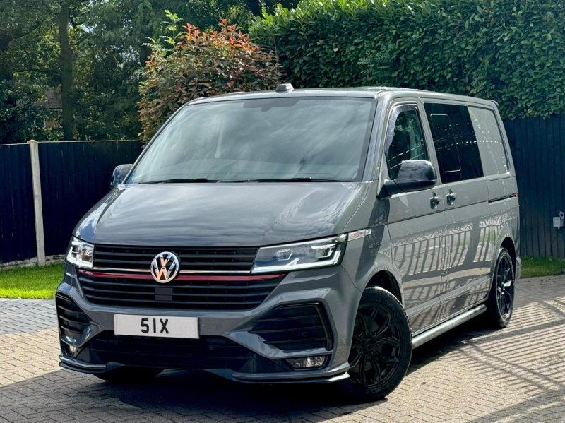 VOLKSWAGEN TRANSPORTER 2.0 BiTDI T32 Sportline Black Edition Kombi DSG FWD SWB Euro 6 (s/s) 5dr